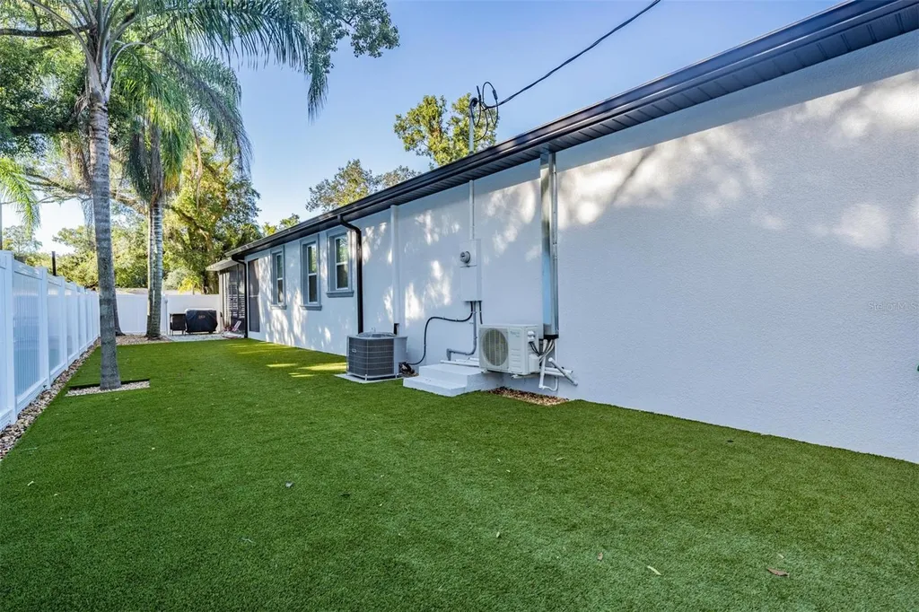 1804 W Sitka Street Tampa FL 33604