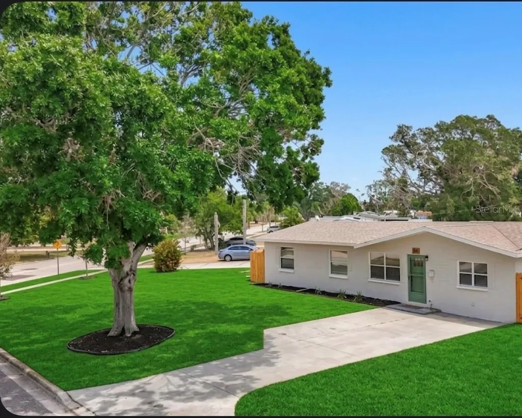 200 Lewis Boulevard SE St Petersburg FL 33705