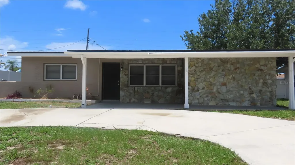 12208 105th Street Largo FL 33773