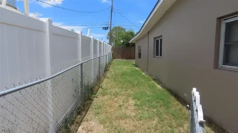 12208 105th Street Largo FL 33773