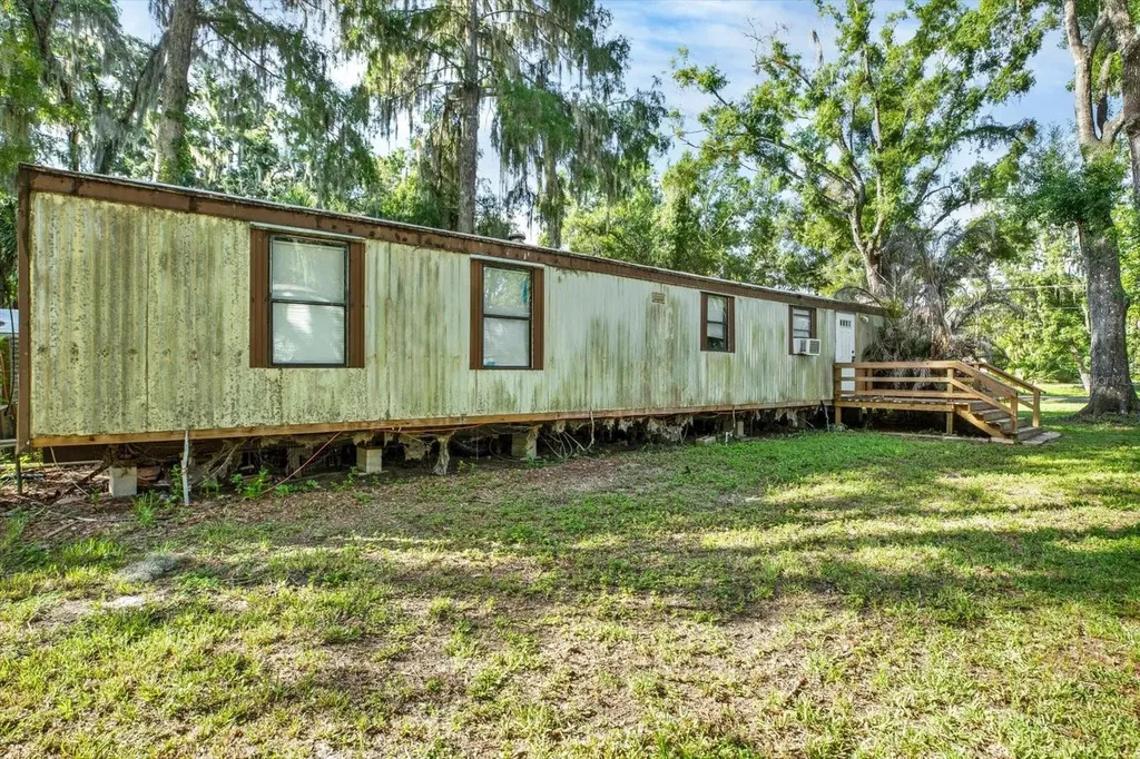 3913 Alafia Boulevard Brandon FL 33511