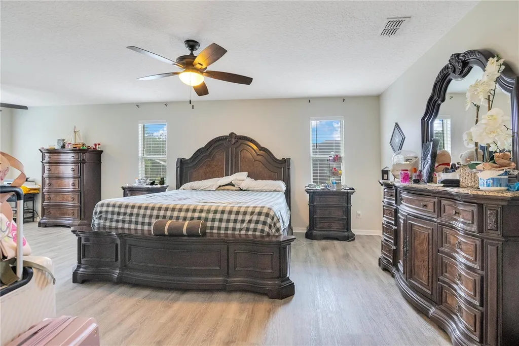 5047 Adair Oak Drive Orlando FL 32829
