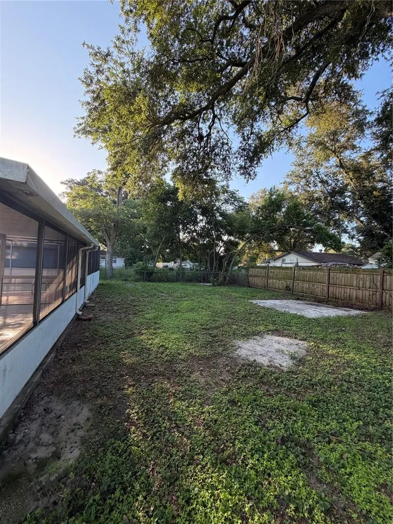 1923 Fruitland Park Circle Eagle Lake FL 33839