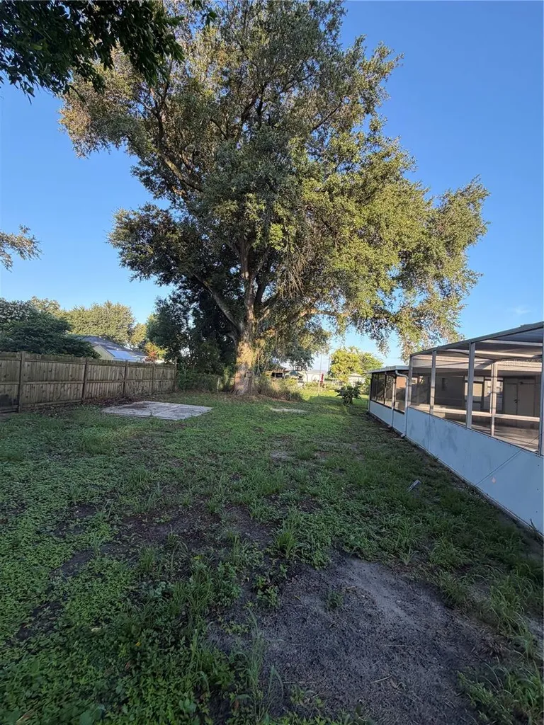 1923 Fruitland Park Circle Eagle Lake FL 33839