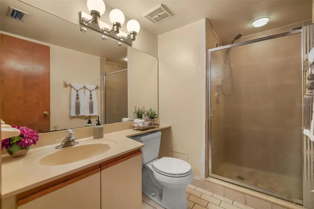 6140 Raintree Drive Orlando FL 32822