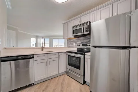 2556 Woodgate Boulevard Orlando FL 32822