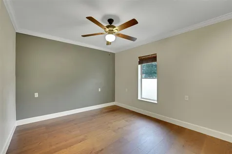 330 S Highland Street Mount Dora FL 32757