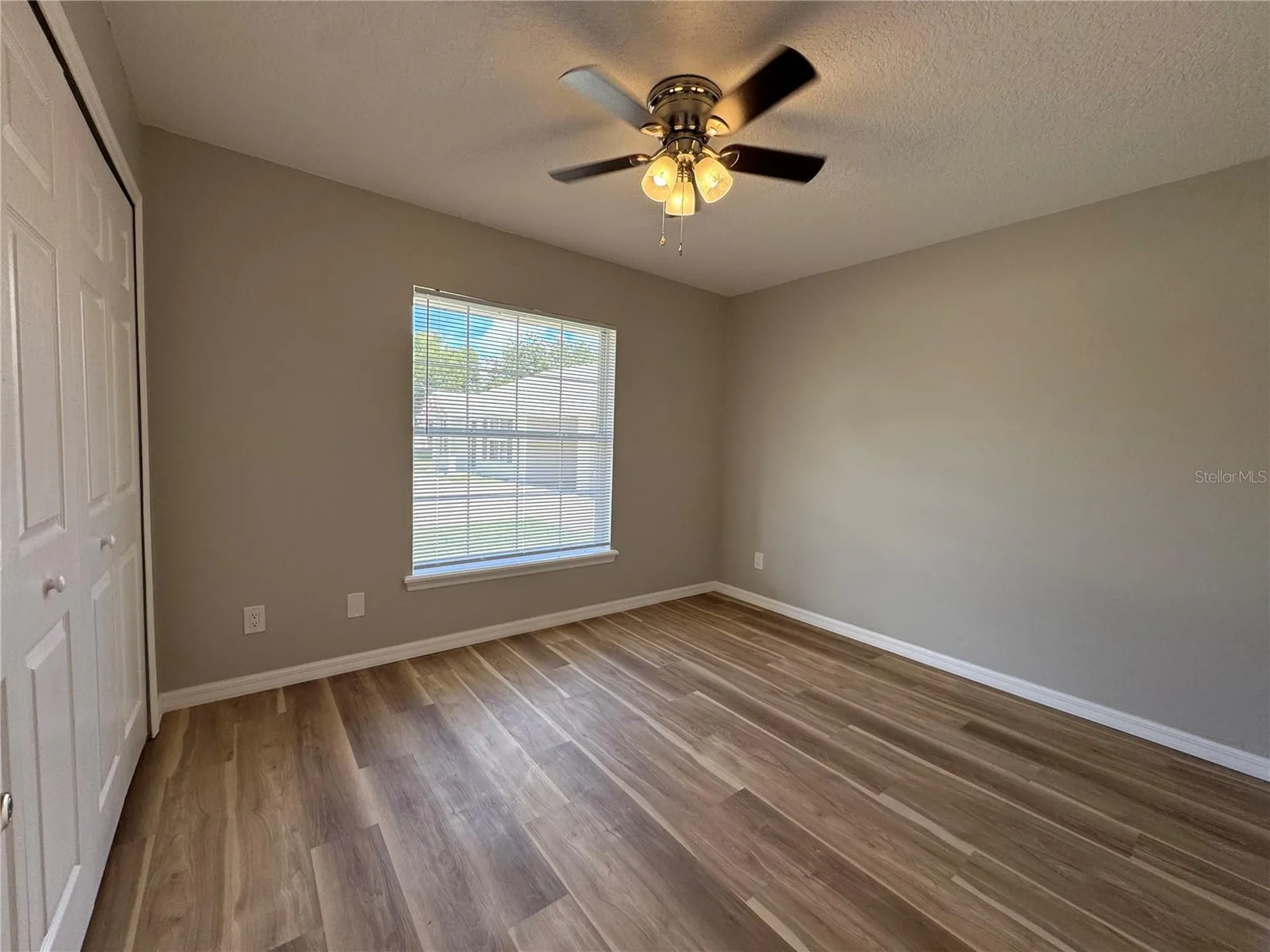 1151 W Minneola Avenue Clermont FL 34711