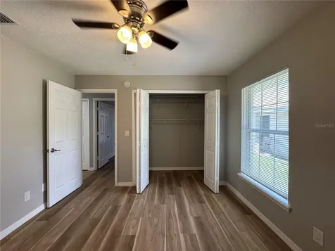 1151 W Minneola Avenue Clermont FL 34711