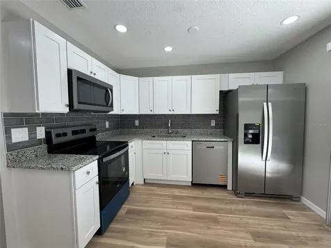 1151 W Minneola Avenue Clermont FL 34711