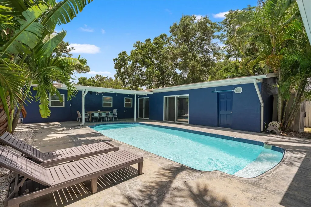 7001 52nd Lane N Pinellas Park FL 33781