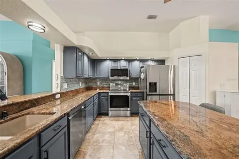 18425 Eastwyck Drive Tampa FL 33647