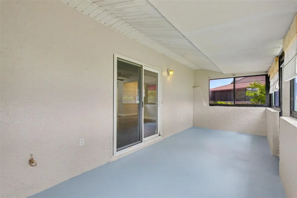 1502 16th Circle SE Largo FL 33771