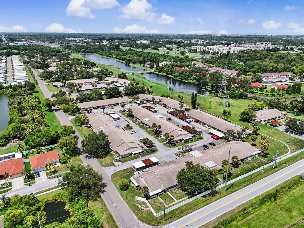1502 16th Circle SE Largo FL 33771