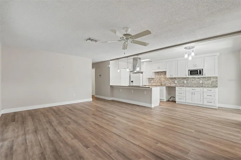 1502 16th Circle SE Largo FL 33771