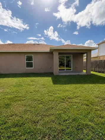 1002 Mayfair Place Kissimmee FL 34758