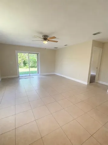 1002 Mayfair Place Kissimmee FL 34758