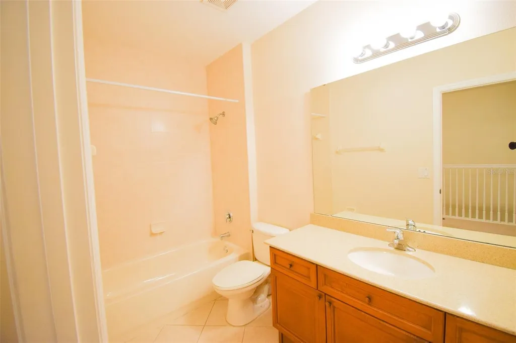 3143 Capri Isle Way Orlando FL 32835