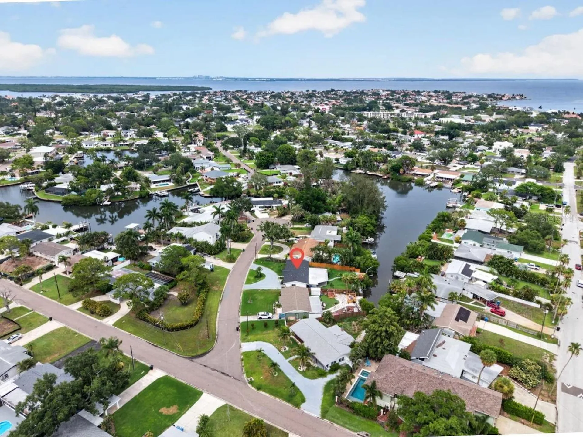 1524 Carson Circle NE St Petersburg FL 33703
