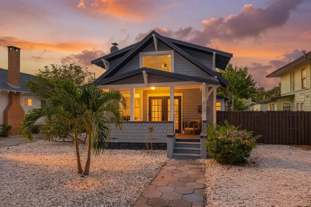 629 6th Avenue N St Petersburg FL 33701