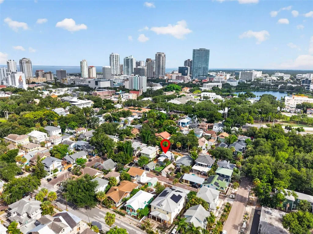 629 6th Avenue N St Petersburg FL 33701