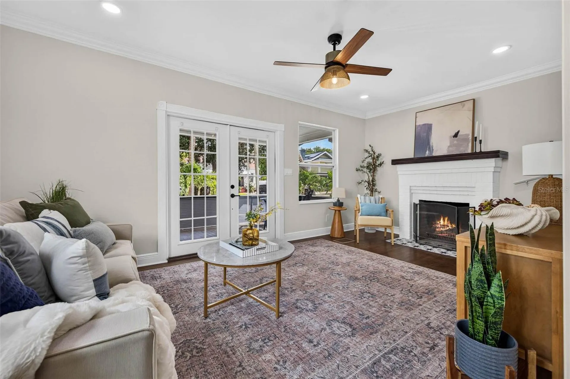 629 6th Avenue N St Petersburg FL 33701