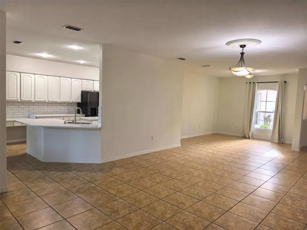 3520 Shorewood Drive Kissimmee FL 34746