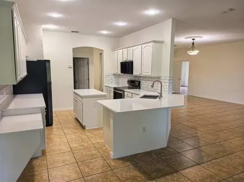 3520 Shorewood Drive Kissimmee FL 34746