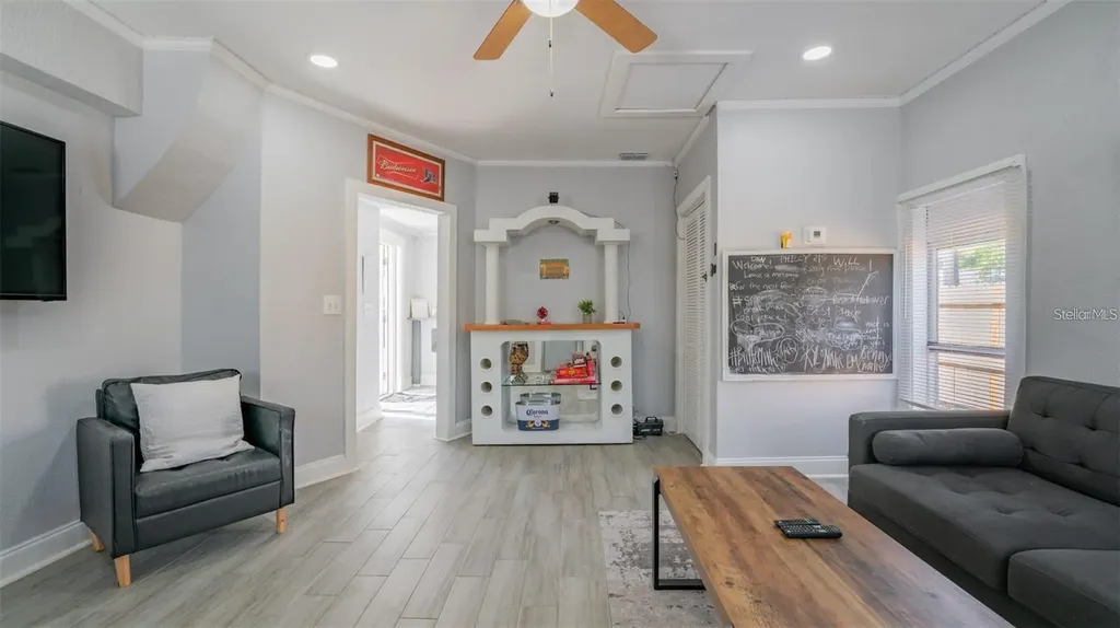 1668 28th Avenue N St Petersburg FL 33713