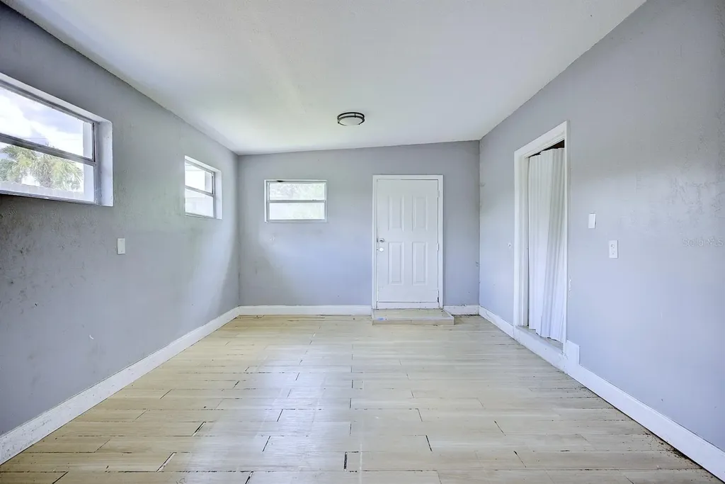 3009 Marathon Avenue Orlando FL 32805