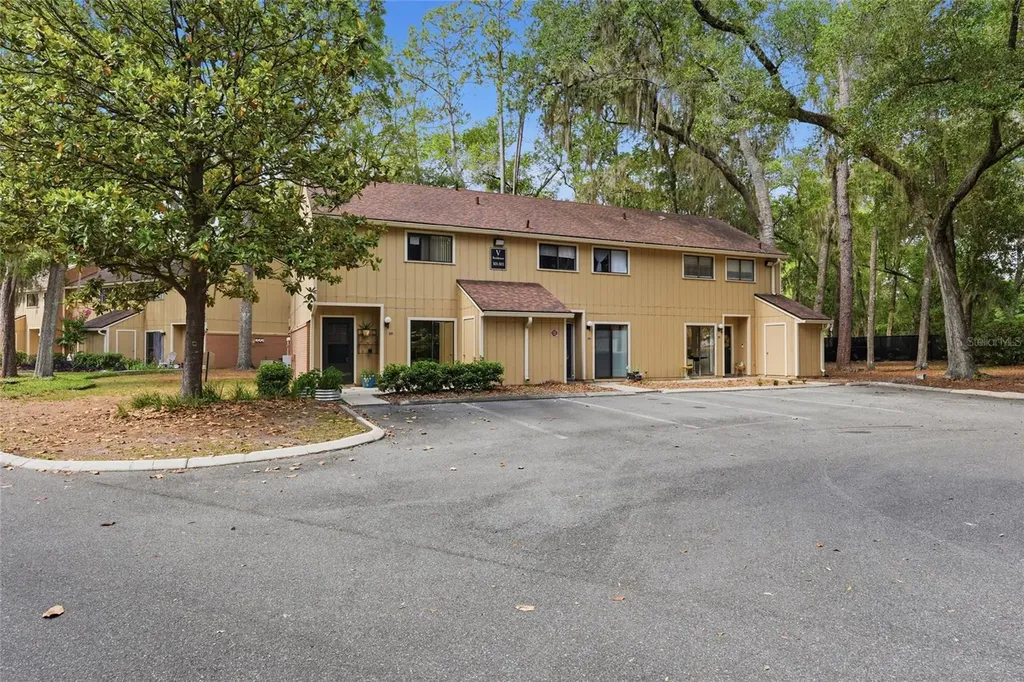 507 NW 39th Road Gainesville FL 32607
