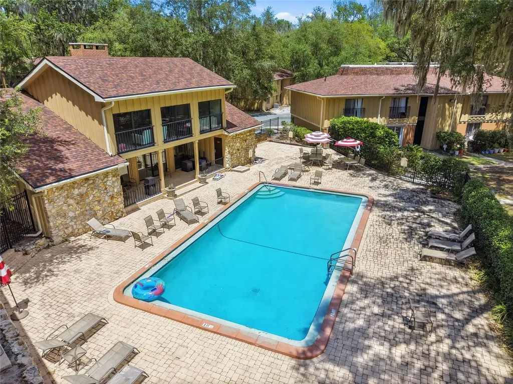 507 NW 39th Road Gainesville FL 32607