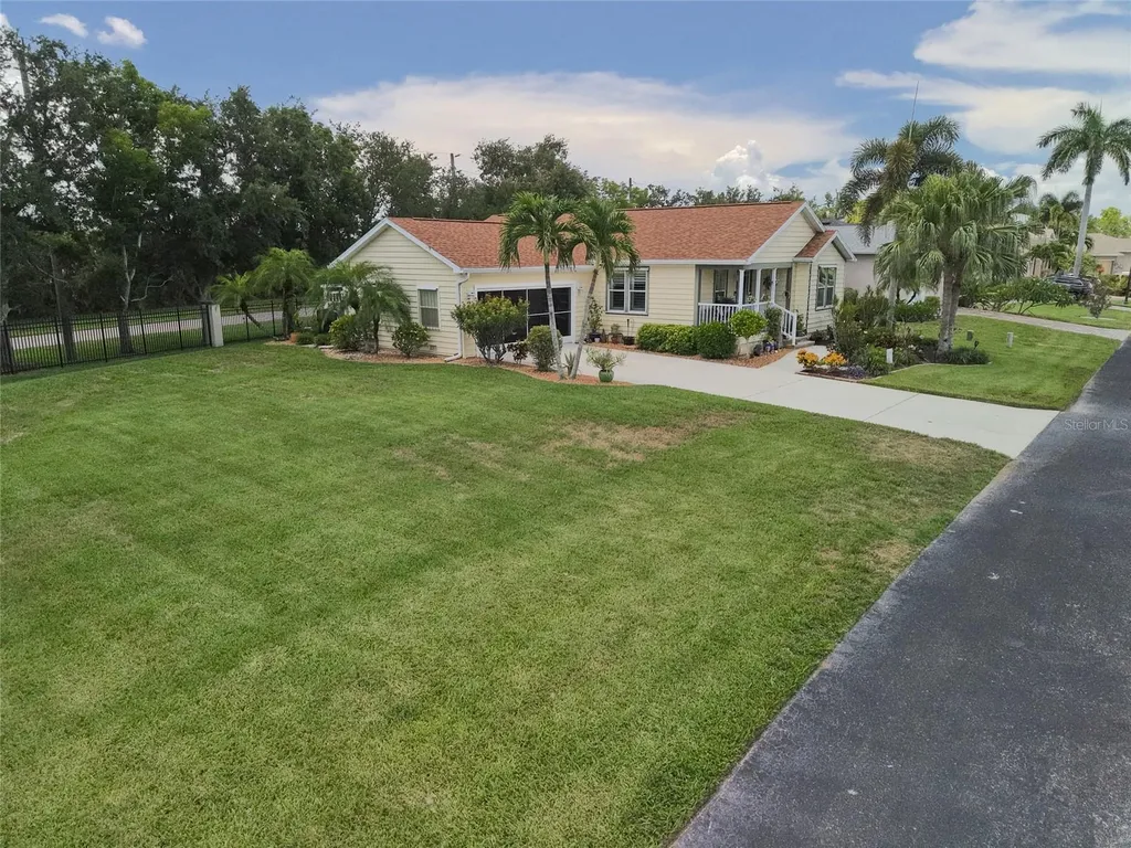 24500 Rio Villa Lakes Circle Punta Gorda FL 33950