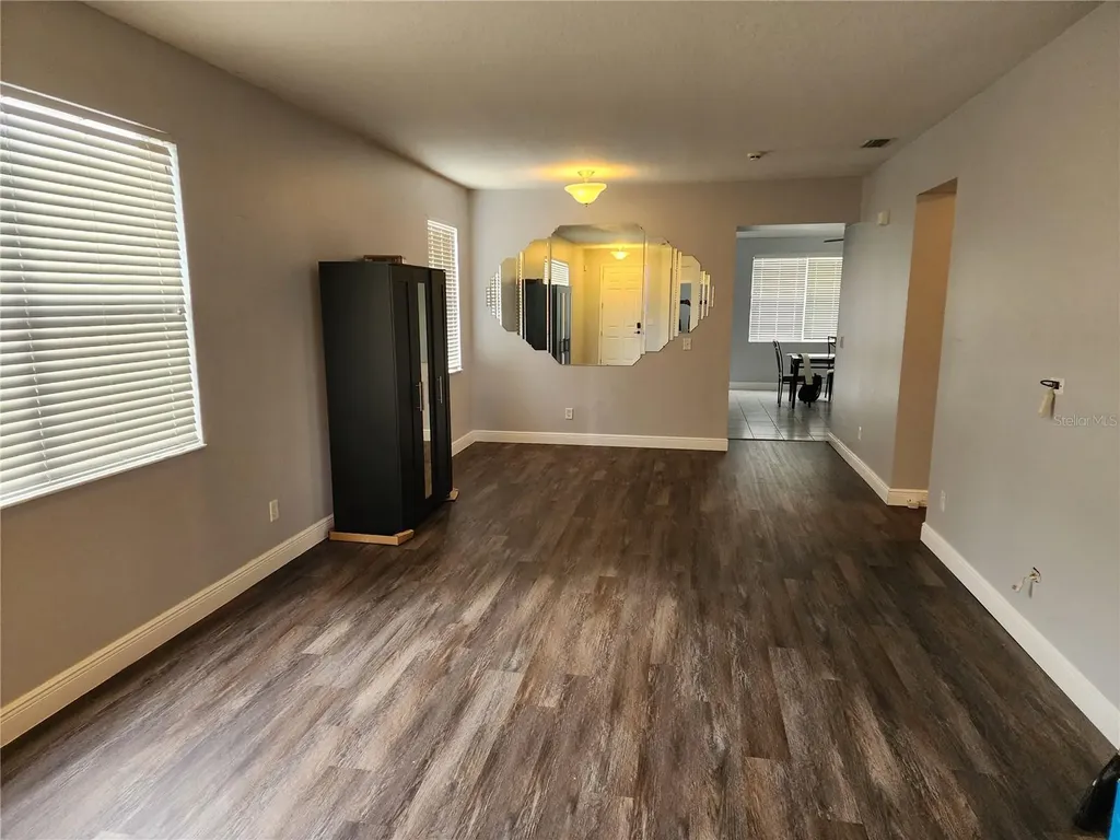 1701 Chalksand Way Ruskin FL 33570