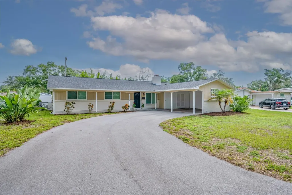 10509 Orange Grove Drive Tampa FL 33618