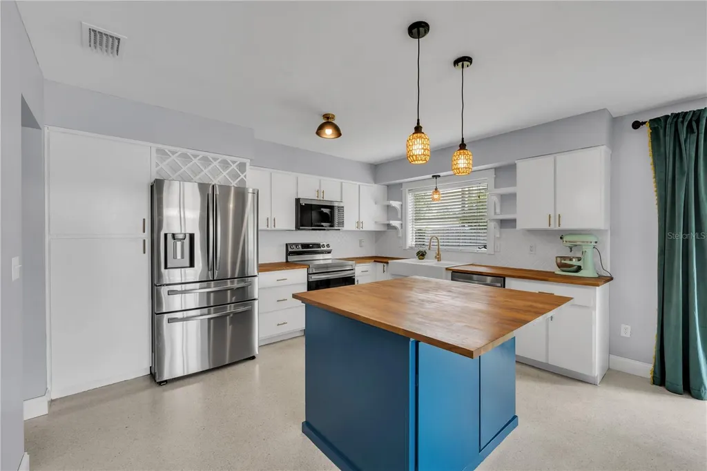 10509 Orange Grove Drive Tampa FL 33618