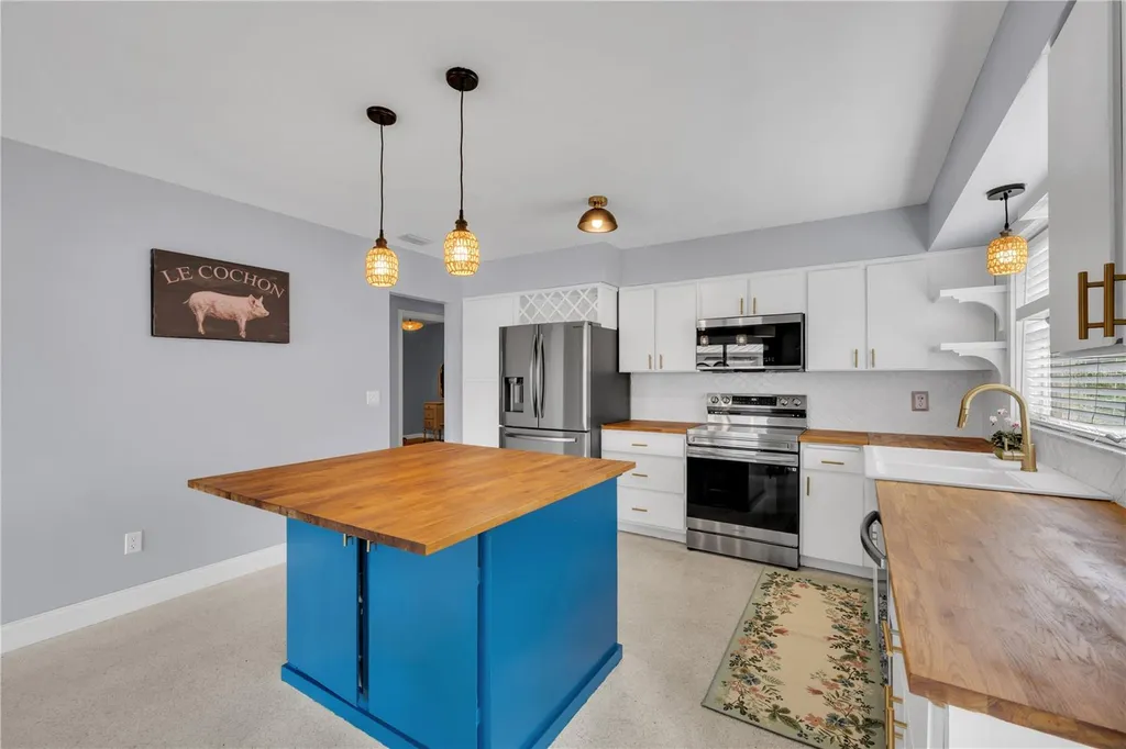 10509 Orange Grove Drive Tampa FL 33618