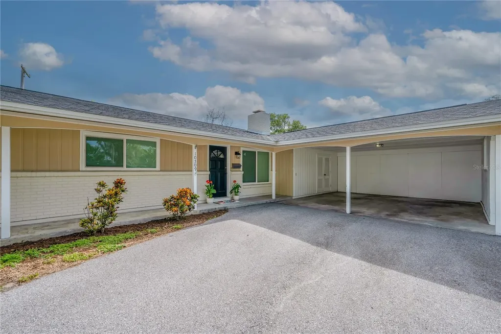 10509 Orange Grove Drive Tampa FL 33618