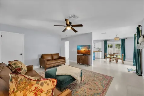 10509 Orange Grove Drive Tampa FL 33618