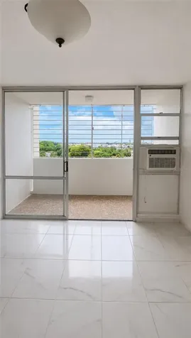 368 Cond. Crystal House San Juan PR 00923