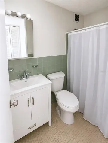 368 Cond. Crystal House San Juan PR 00923