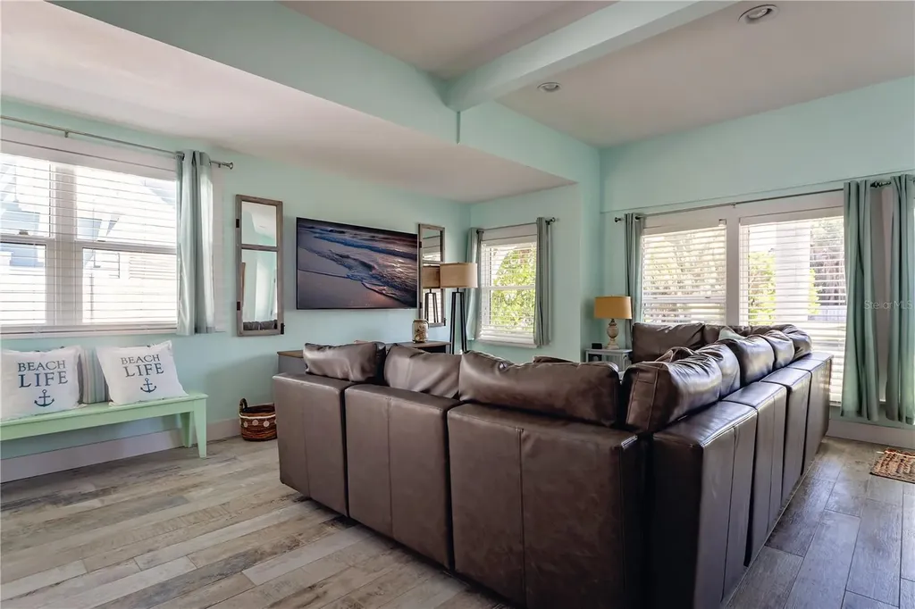 504 Spring Avenue Anna Maria FL 34216