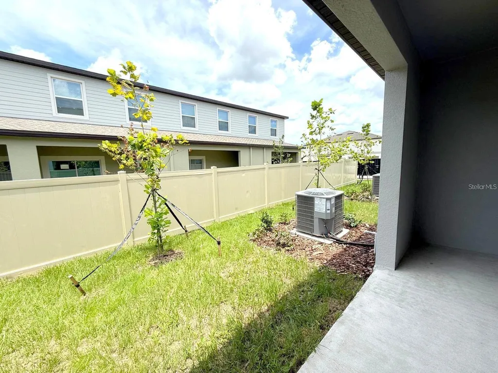 31603 Blue Passing Loop Wesley Chapel FL 33545