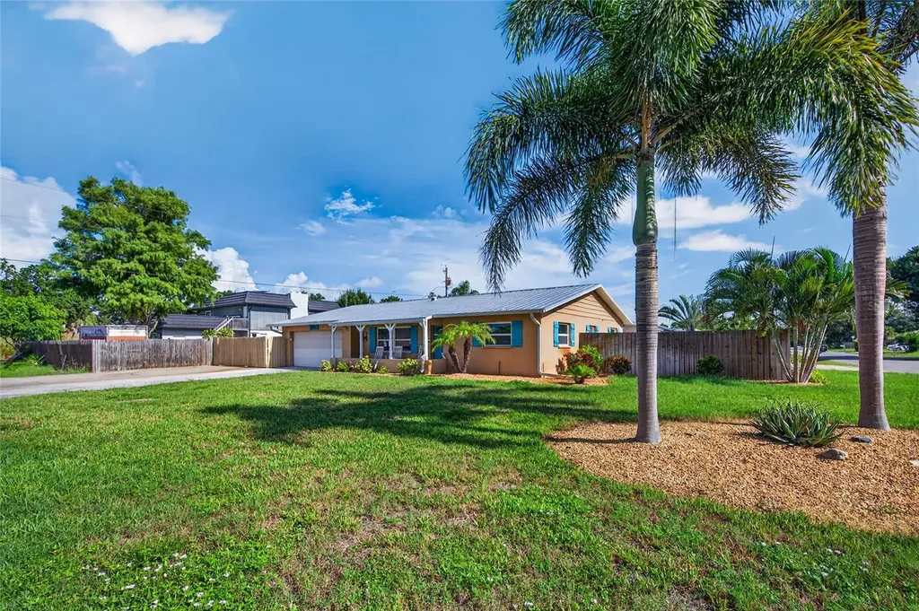 895 E Baffin Drive Venice FL 34293