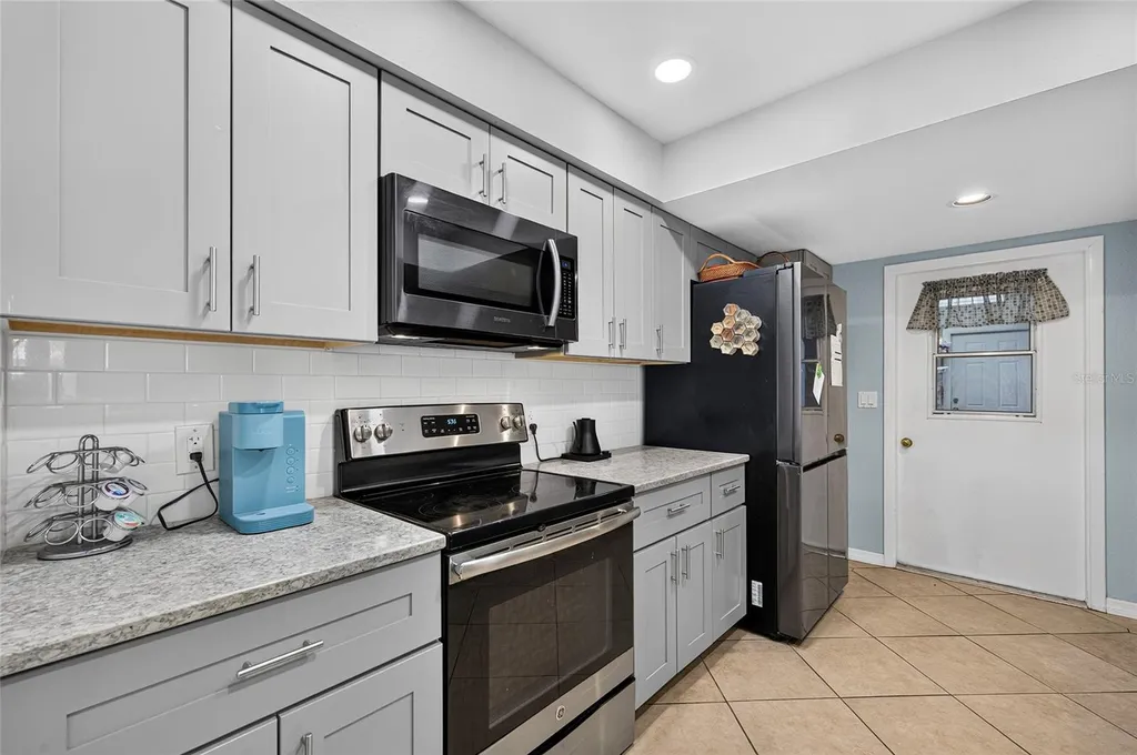 895 E Baffin Drive Venice FL 34293