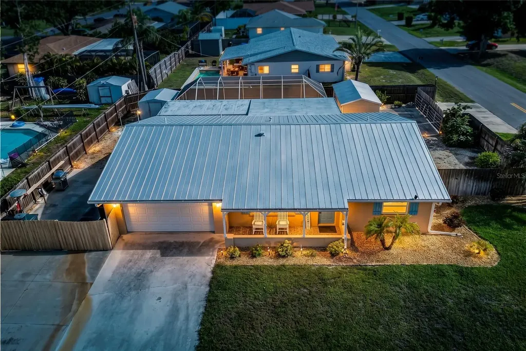 895 E Baffin Drive Venice FL 34293