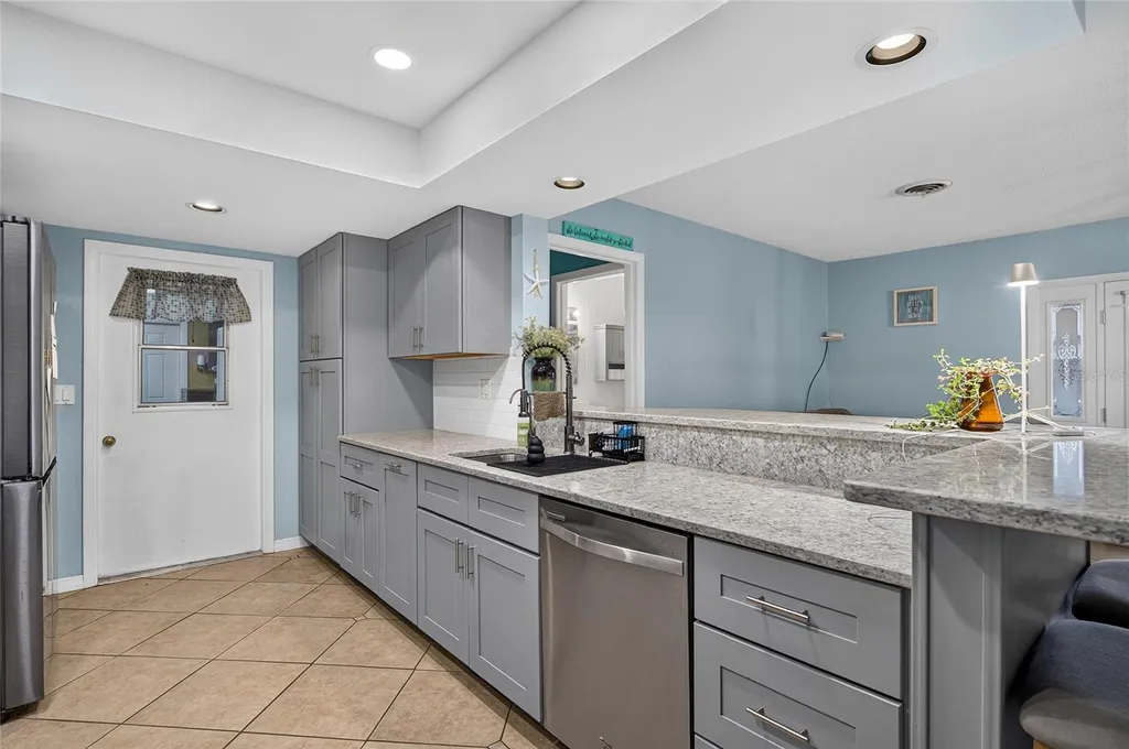 895 E Baffin Drive Venice FL 34293