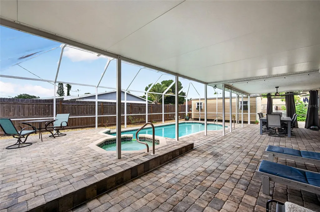 895 E Baffin Drive Venice FL 34293