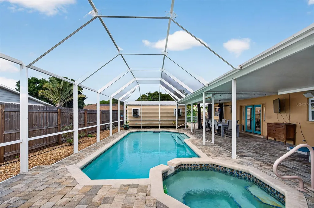895 E Baffin Drive Venice FL 34293