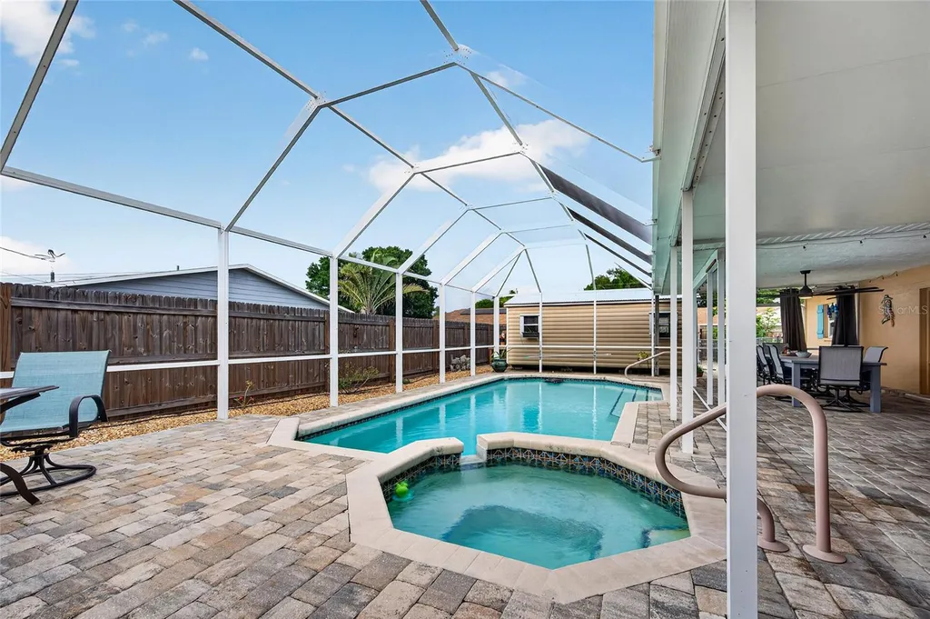 895 E Baffin Drive Venice FL 34293